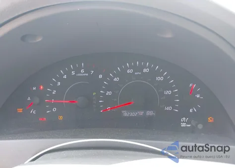 2011 Toyota Camry Le z USA, uszkodzony, nr VIN 4T1BF3EK8BU660667